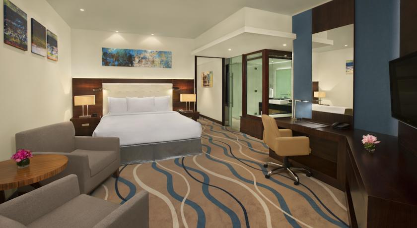 DoubleTree by Hilton Hotel and Residences Dubai Al Barsha, Дубаї, Об'єднані Арабські Емірати мініатюра 20