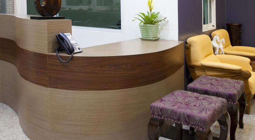 Wiz Hotel Prathumnak — Паттайя, Таїланд мініатюра 12