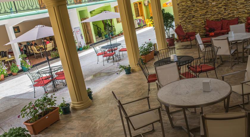 Chveni Ezo Hotel — Кобулеті, Грузія мініатюра 12