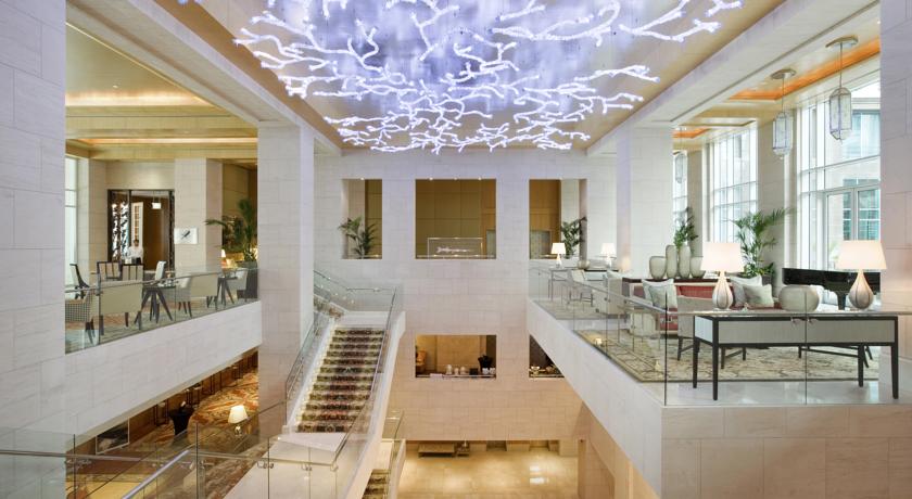 The Ritz-Carlton Dubai International Financial Centre — Дубаї, Об'єднані Арабські Емірати мініатюра 135