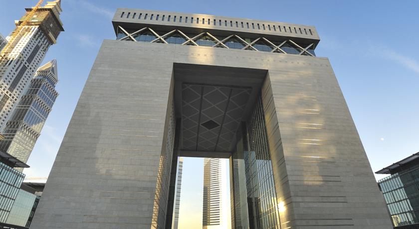 The Ritz-Carlton Dubai International Financial Centre — Дубаї, Об'єднані Арабські Емірати мініатюра 160