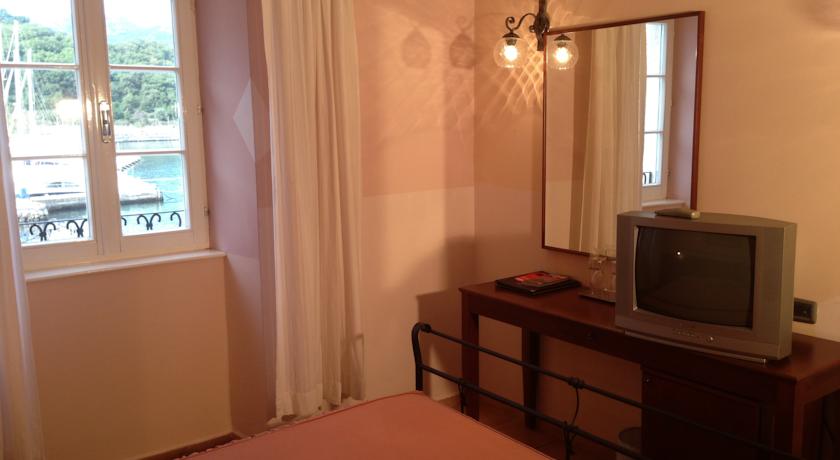Splendido Hotel — Прчань, Чорногорія мініатюра 15