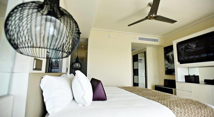 Royalton CHIC Punta Cana Resort & Spa — Уверо Альто, Домініканська Республіка мініатюра 17