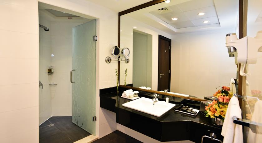 Ramada Abu Dhabi Corniche — Абу Дабі, Об'єднані Арабські Емірати мініатюра 8