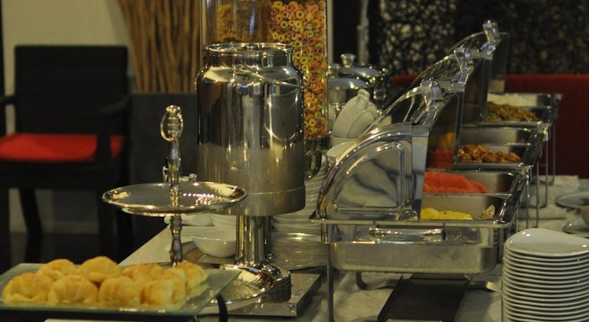 Alfresco Phuket Hotel — о. Пхукет, Таїланд мініатюра 42