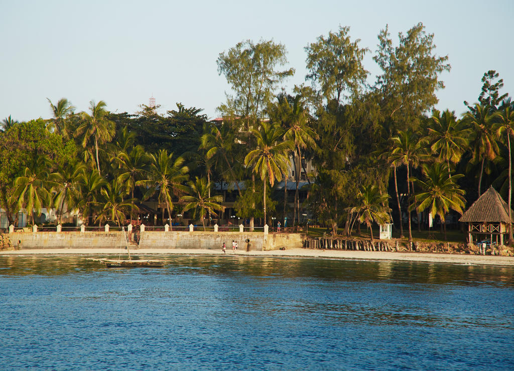 Neptune Beach Resort — Момбаса, Кенія мініатюра 44
