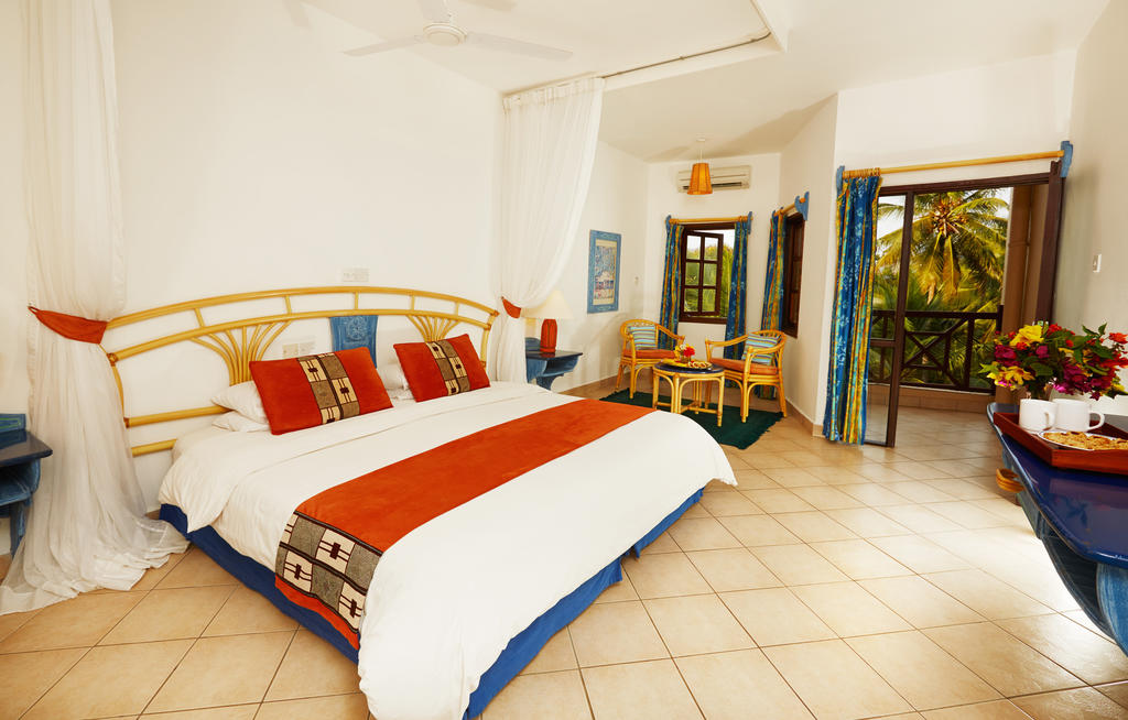 Neptune Beach Resort — Момбаса, Кенія мініатюра 73