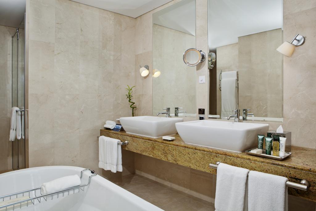 Hilton Doha — Доха, Катар мініатюра 38