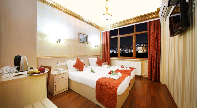 Golden Horn Bosphorus — Стамбул, Туреччина мініатюра 7