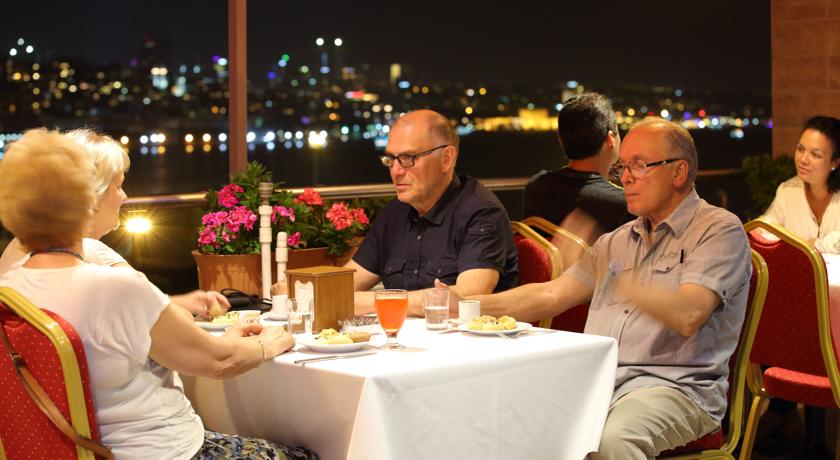 Golden Horn Bosphorus — Стамбул, Туреччина мініатюра 12