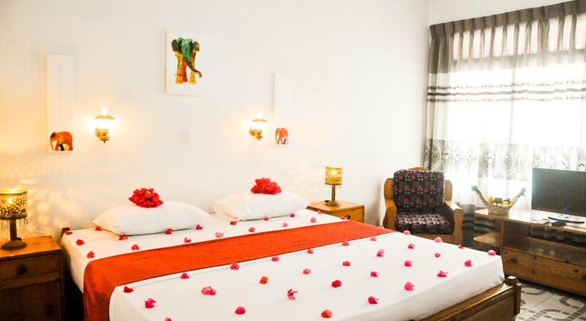 Thai Lanka Hotel — Хіккадува, Шрі Ланка мініатюра 8