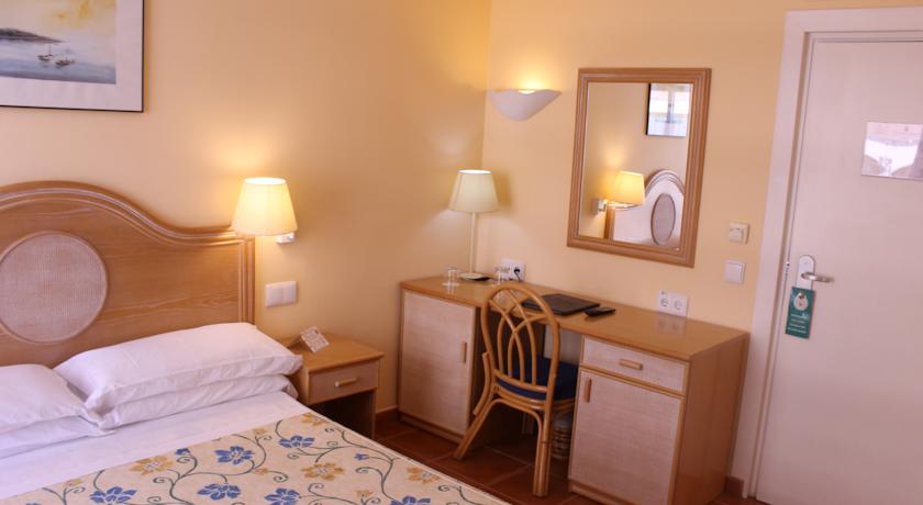 Dwo Les Palmeres Hotel — Коста Барселона, Іспанія мініатюра 12