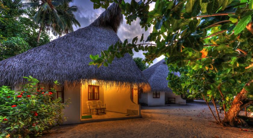 Fihalhohi Island Resort — Південний Мале Атол, Мальдіви мініатюра 10