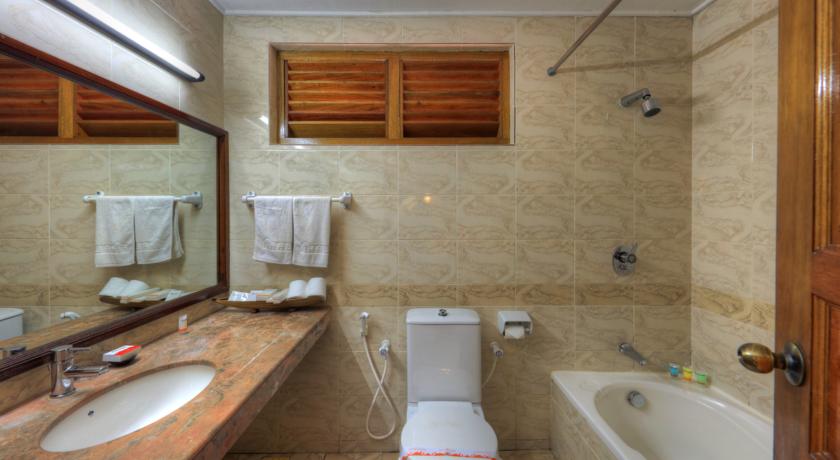 Fihalhohi Island Resort — Південний Мале Атол, Мальдіви мініатюра 29