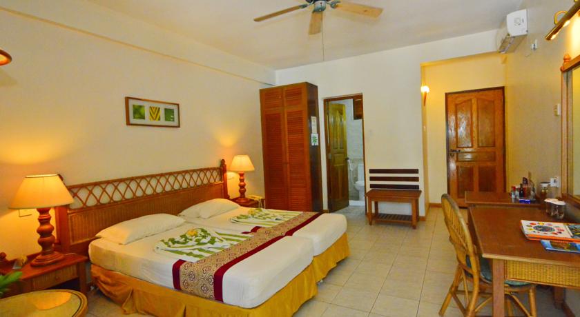 Fihalhohi Island Resort — Південний Мале Атол, Мальдіви мініатюра 33