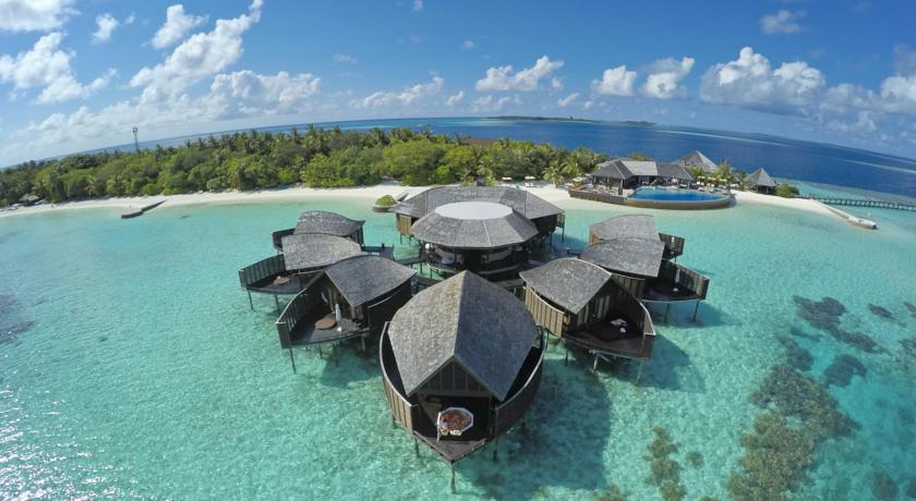 Lily Beach Resort & Spa Huvahandhoo — Арі (Аліфу) атол, Мальдіви — фото 1