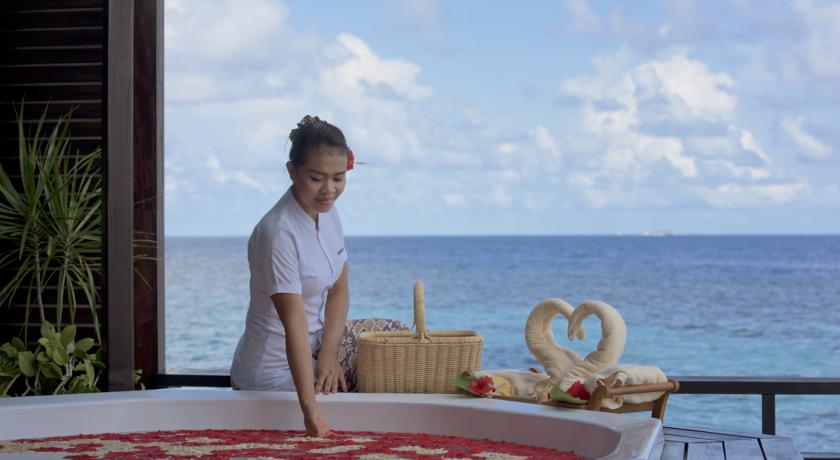 Lily Beach Resort & Spa Huvahandhoo — Арі (Аліфу) атол, Мальдіви мініатюра 16