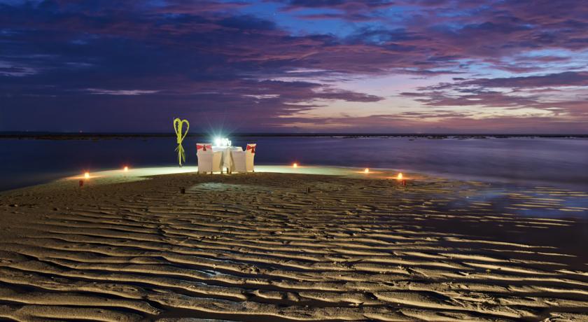 Hideaway Beach Resort & Spa — Хаа Аліфу Атол, Мальдіви мініатюра 11