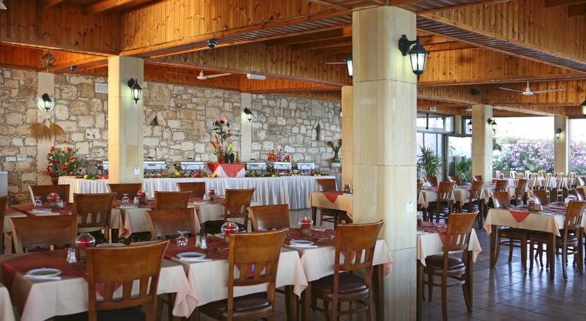 Corallia Beach Hotel Apartments — Пафос, Кіпр мініатюра 10