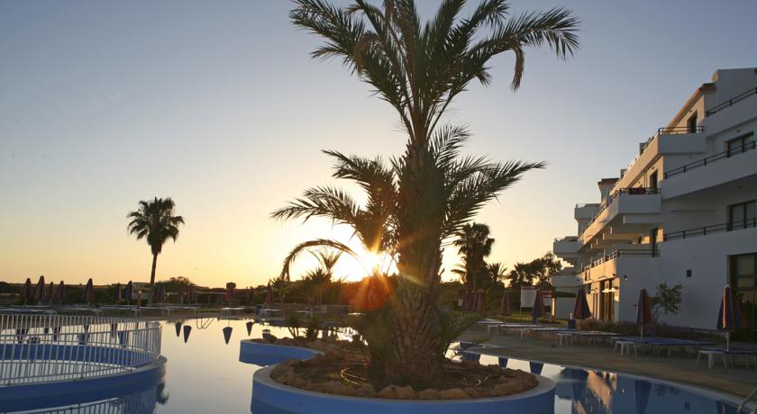 Corallia Beach Hotel Apartments — Пафос, Кіпр мініатюра 14