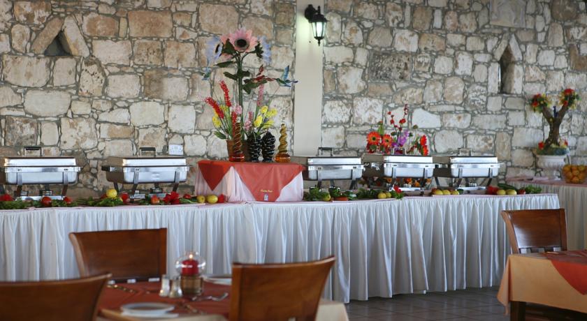 Corallia Beach Hotel Apartments — Пафос, Кіпр мініатюра 19