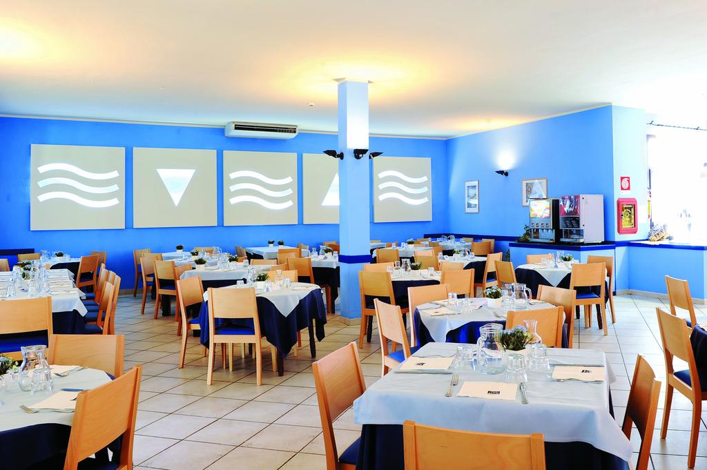 Blu Hotel Laconia Village — о. Сардинія, Італія мініатюра 11