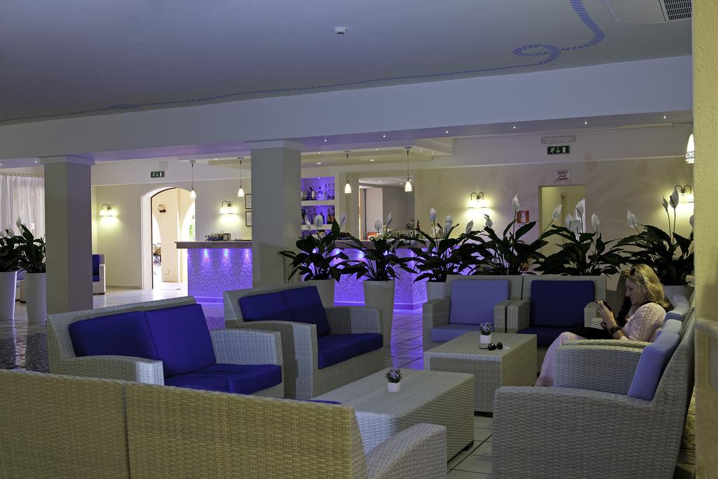 Blu Hotel Laconia Village — о. Сардинія, Італія мініатюра 18