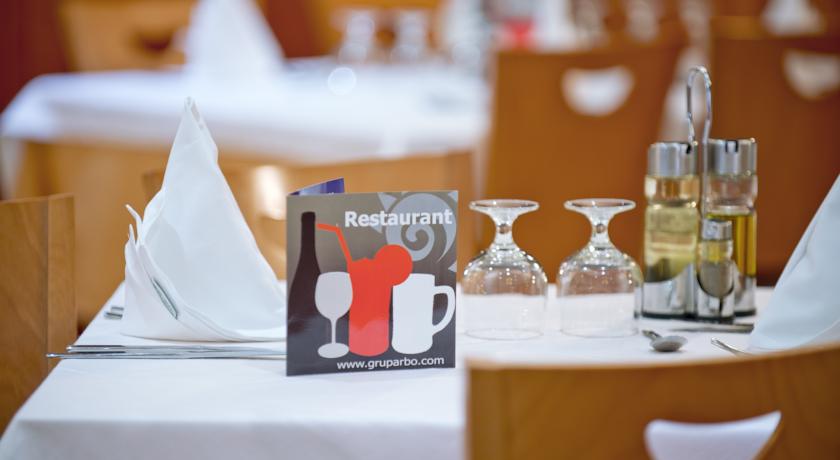 Port Eugeni Hotel — Коста Дорада, Іспанія мініатюра 9