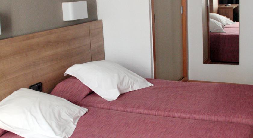 Port Eugeni Hotel — Коста Дорада, Іспанія мініатюра 23