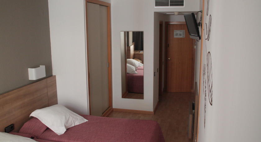 Port Eugeni Hotel — Коста Дорада, Іспанія мініатюра 24