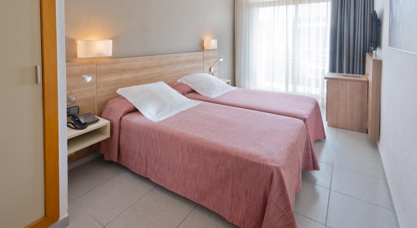 Port Eugeni Hotel — Коста Дорада, Іспанія мініатюра 29