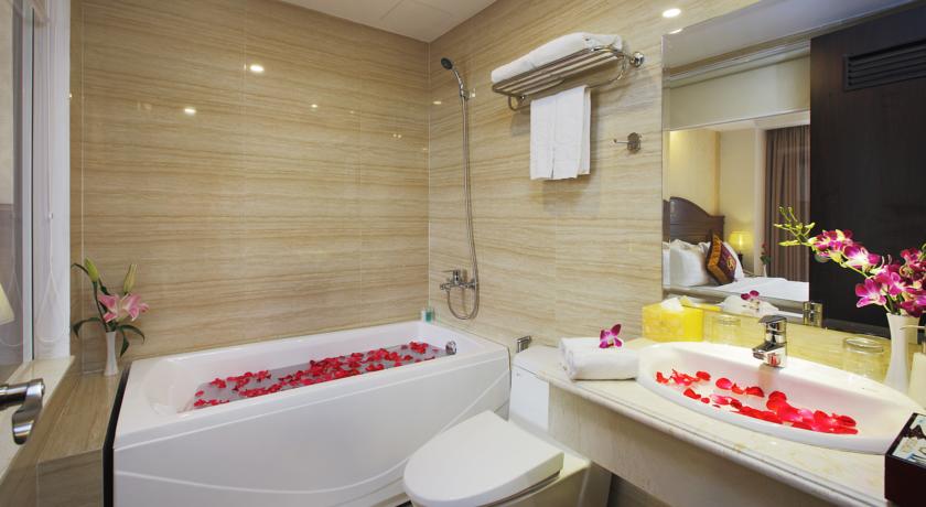 Regalia Hotel — Нячанг, В'єтнам мініатюра 8