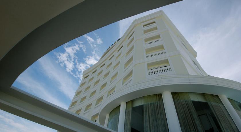 Nha Trang Palace — Нячанг, В'єтнам мініатюра 11