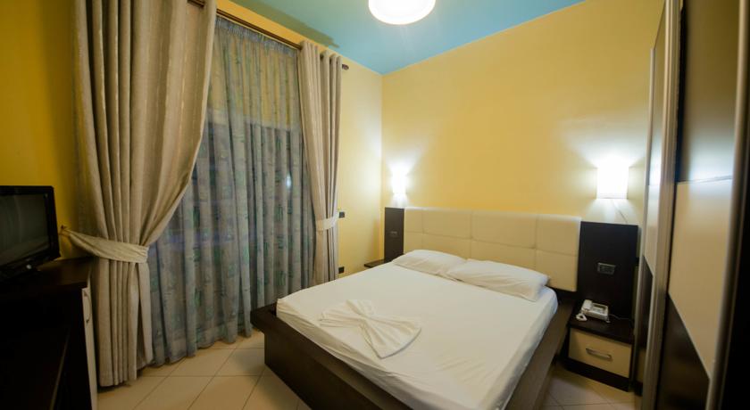 Vivas Hotel — Дуррес, Албанія мініатюра 20