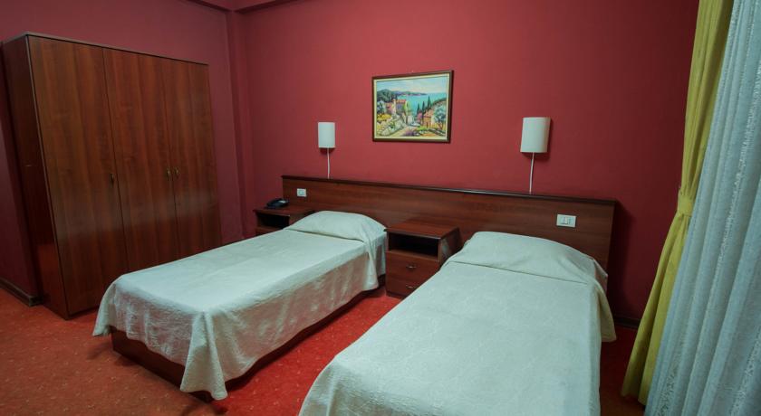 Vivas Hotel — Дуррес, Албанія мініатюра 21