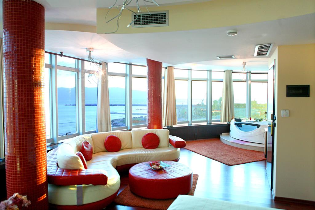 Vlora International Hotel — Вльора, Албанія мініатюра 39