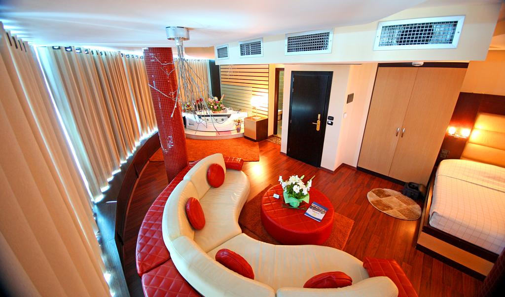 Vlora International Hotel — Вльора, Албанія мініатюра 40