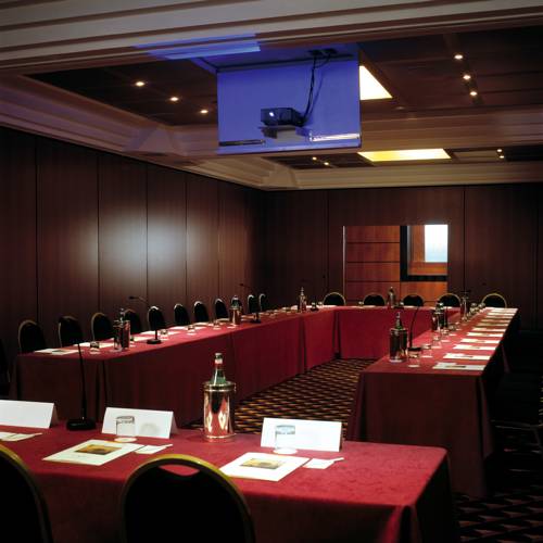 Ramada Naples — кампанія, Італія мініатюра 37