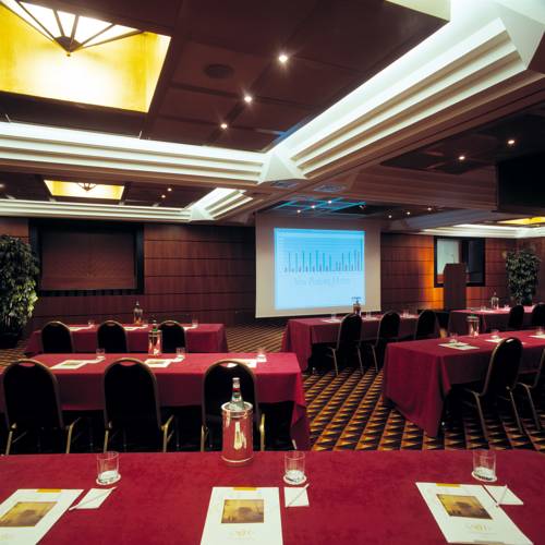 Ramada Naples — кампанія, Італія мініатюра 39