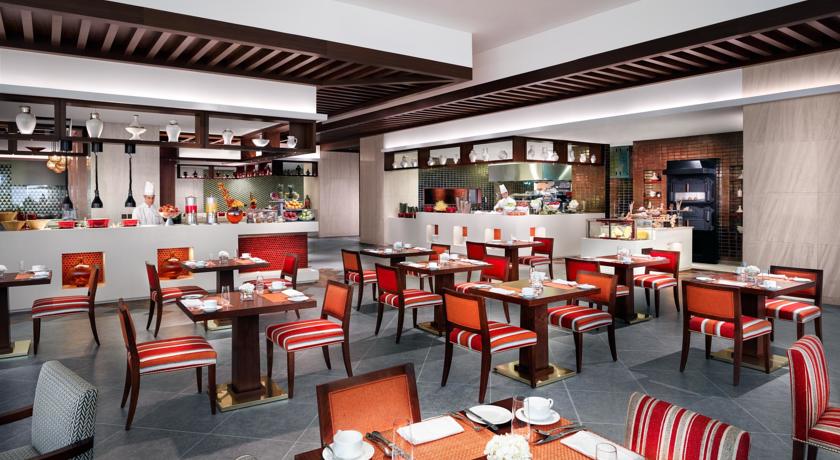 Fairmont Ajman — Аджман, Об'єднані Арабські Емірати мініатюра 136