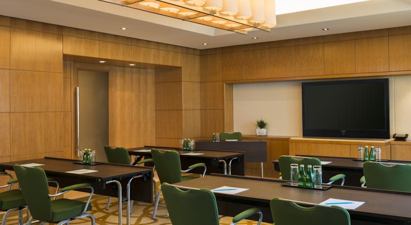 Four Points by Sheraton Sheikh Zayed Road — Дубаї, Об'єднані Арабські Емірати мініатюра 107