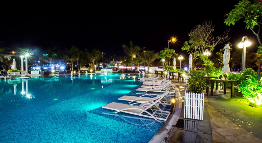 Holiday Beach Danang Hotel & Spa — Дананг, В'єтнам мініатюра 14