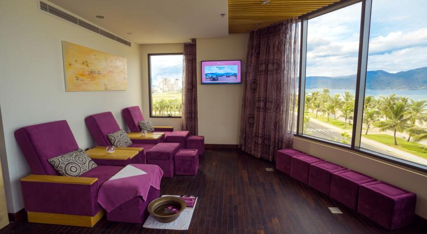 Holiday Beach Danang Hotel & Spa — Дананг, В'єтнам мініатюра 43
