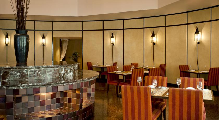 Sheraton Abu Dhabi Hotel & Resort — Абу Дабі, Об'єднані Арабські Емірати мініатюра 12