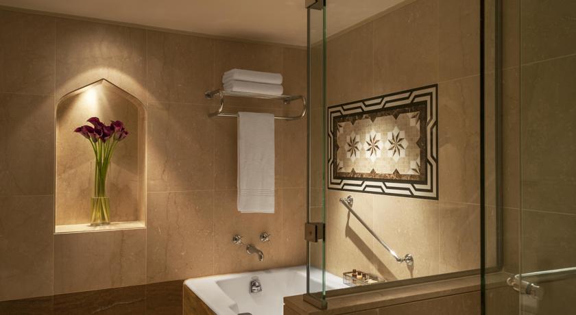 Sheraton Abu Dhabi Hotel & Resort — Абу Дабі, Об'єднані Арабські Емірати мініатюра 16