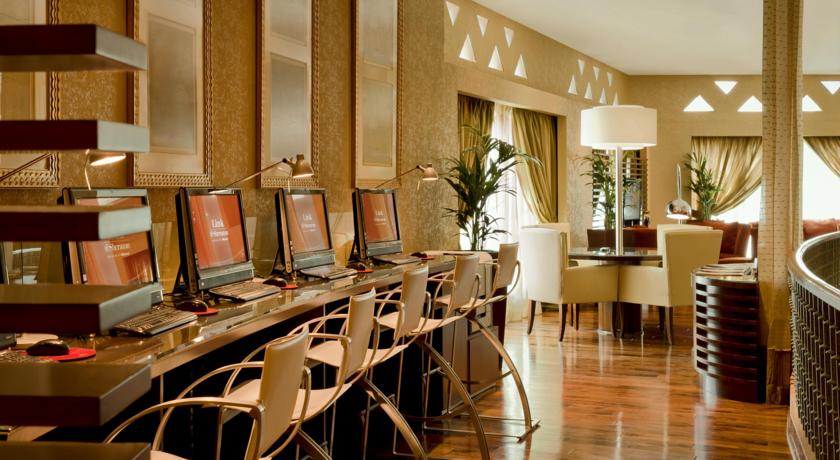 Sheraton Abu Dhabi Hotel & Resort — Абу Дабі, Об'єднані Арабські Емірати мініатюра 18