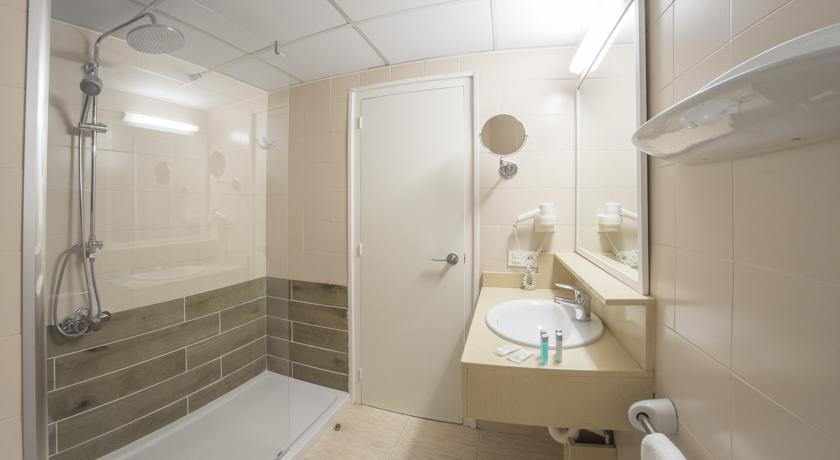 Rosamar Garden Resort Hotel — Ллорет-де-Мар, Іспанія мініатюра 113