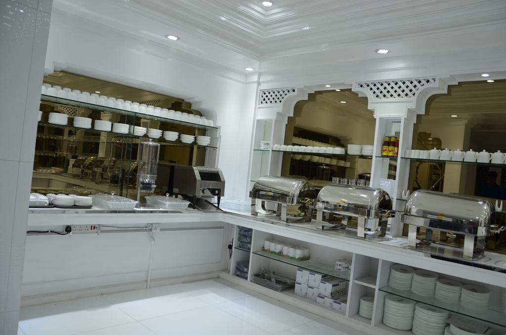 White Fort Hotel — Дубаї, Об'єднані Арабські Емірати мініатюра 14