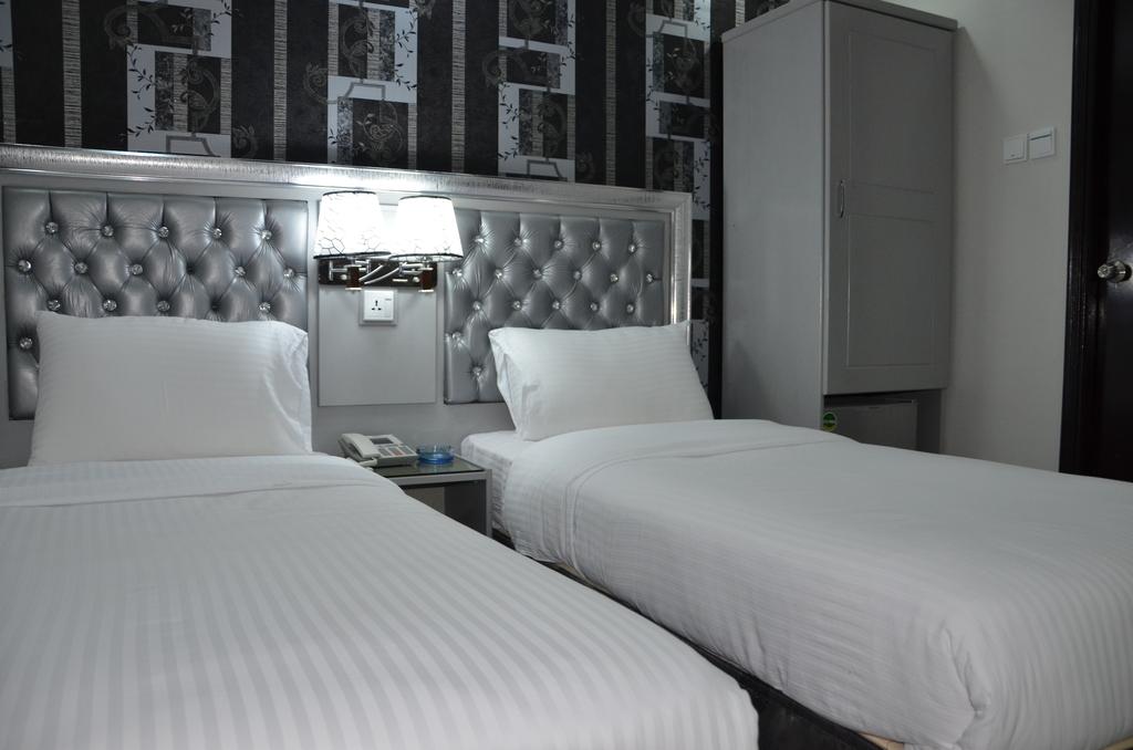 White Fort Hotel — Дубаї, Об'єднані Арабські Емірати мініатюра 18