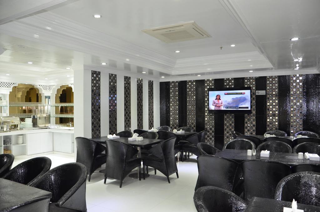 White Fort Hotel — Дубаї, Об'єднані Арабські Емірати мініатюра 31